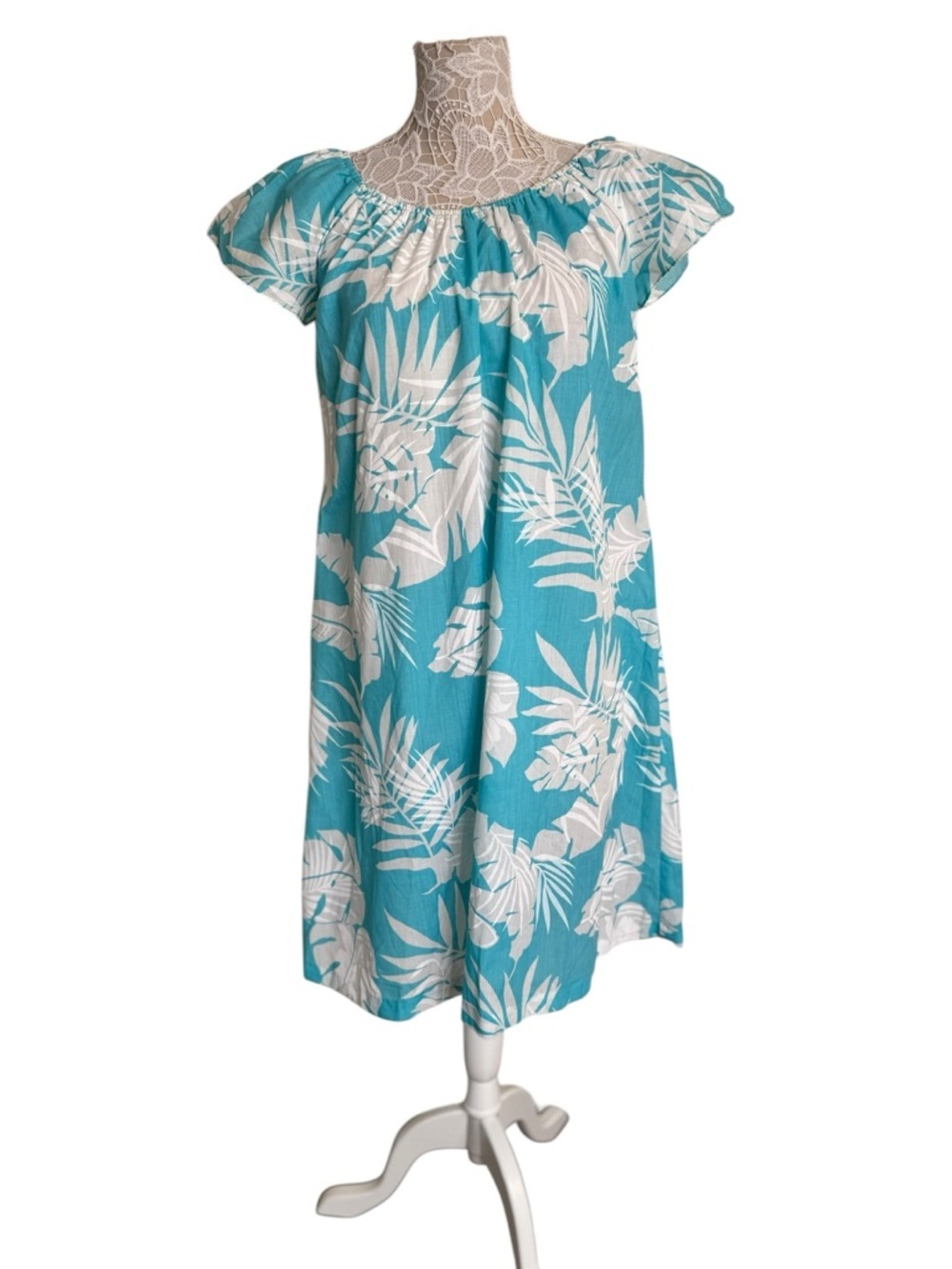 Hilo Hattie Vintage Hawaiian Muumuu Tropical Palm Casual Dress Short Sleeve